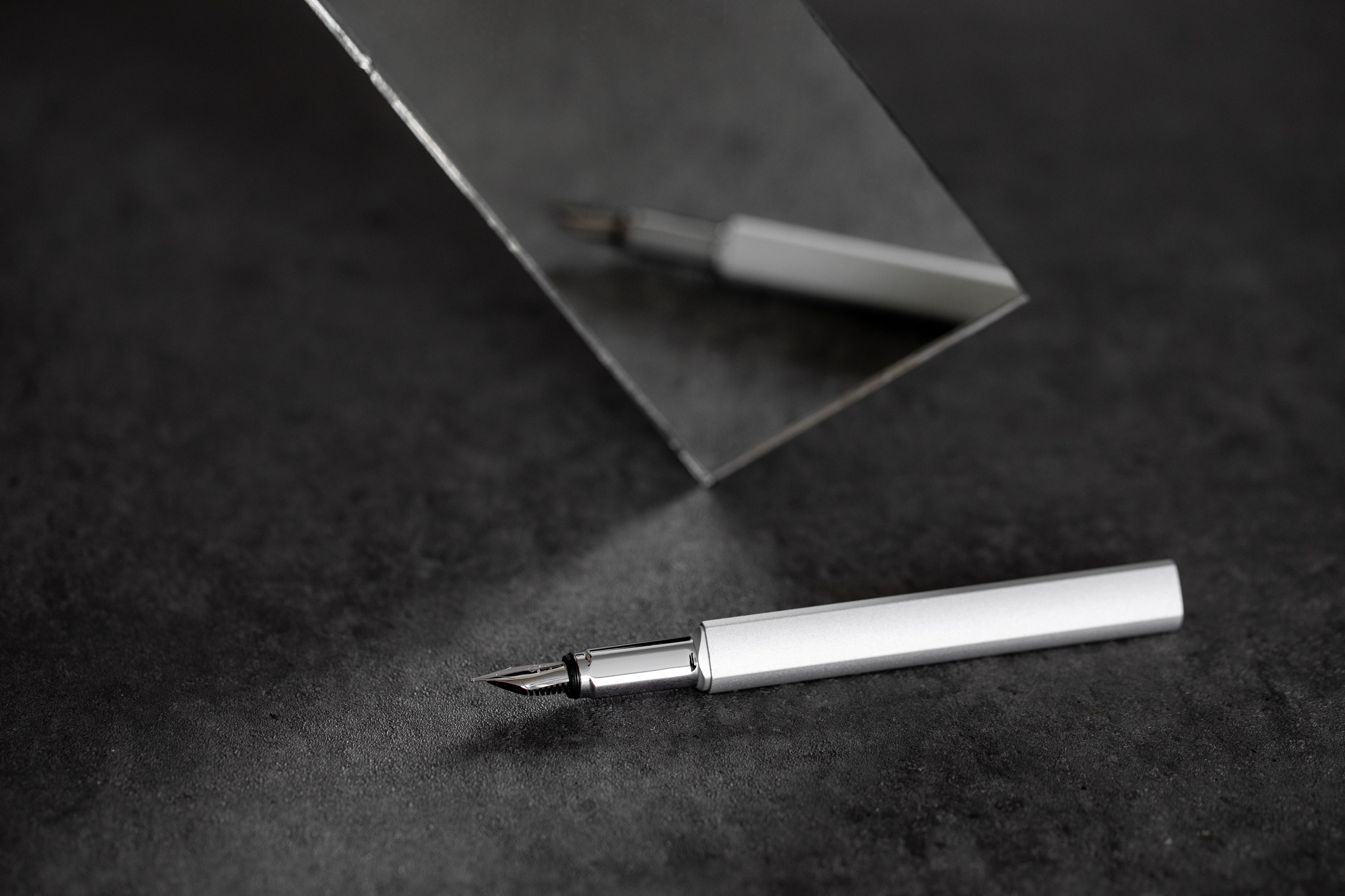 Перьевая ручка Pininfarina PF One SILVER-7