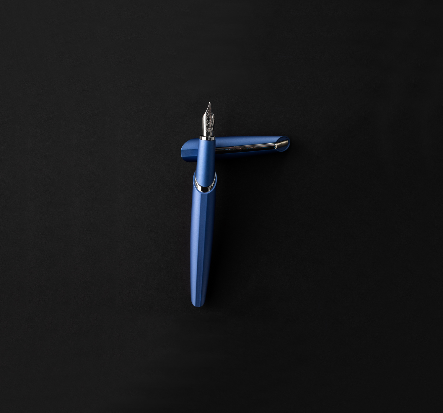 Перьевая ручка PININFARINA PF Two BLUE-10