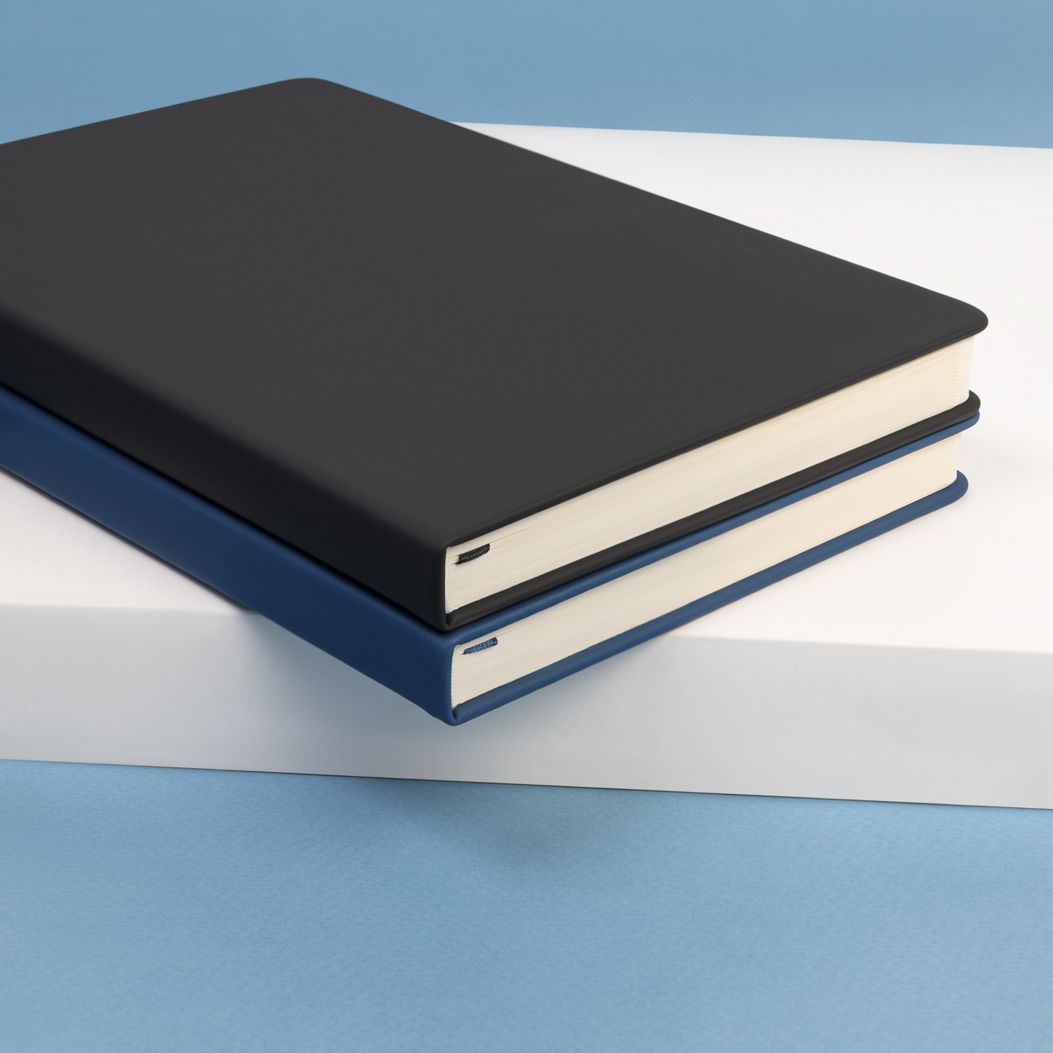 Ежедневник Альфа Битубук (Alpha BtoBook) недатированный, синий (без резинки, без упаковки, без стикера)-8