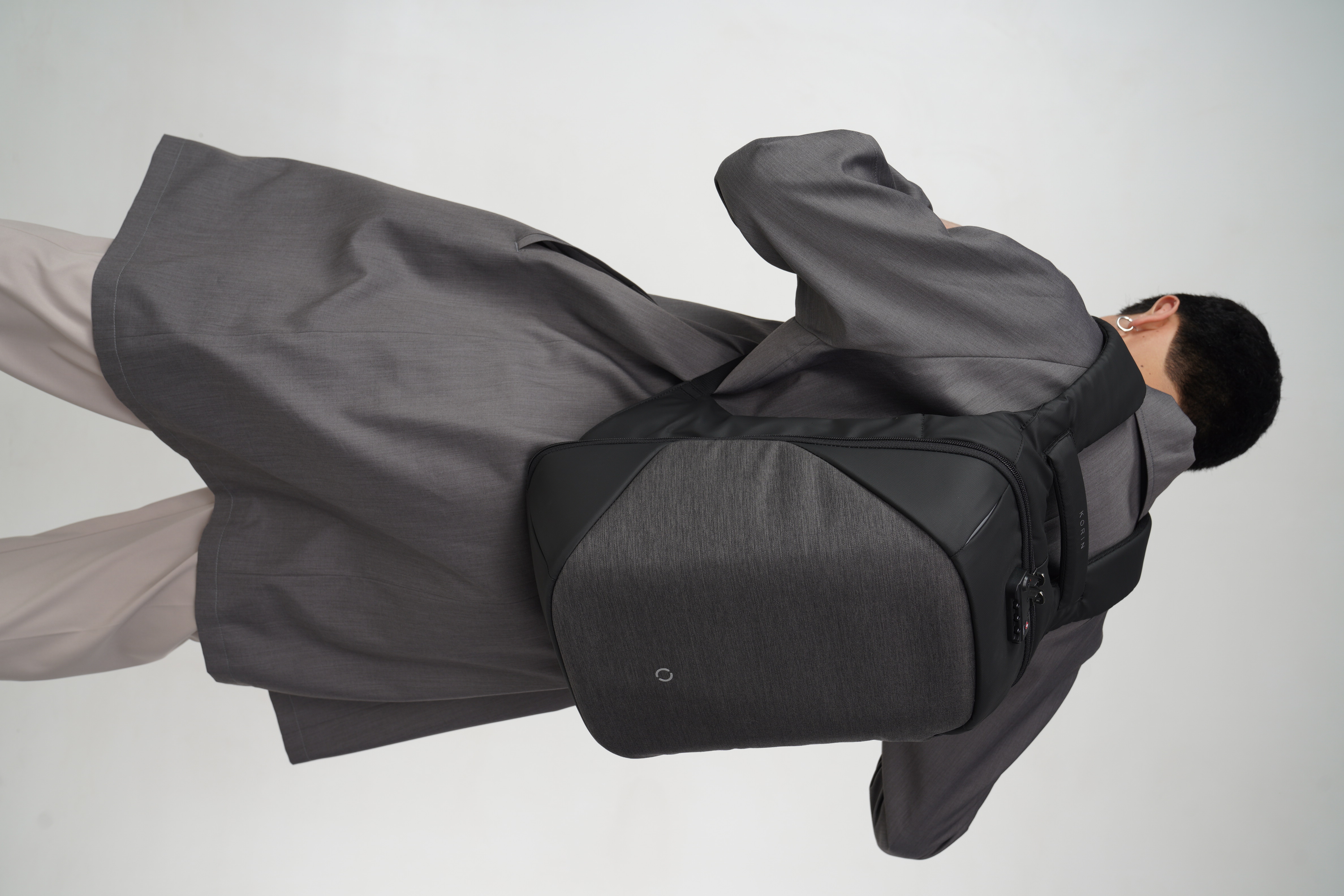 Рюкзак ClickPack 46х34х16 см, черный-21