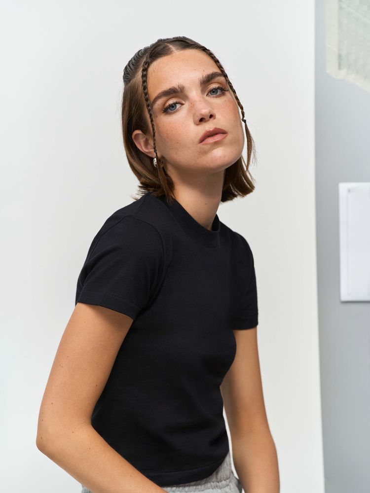 Футболка женская Lilia, черная-3