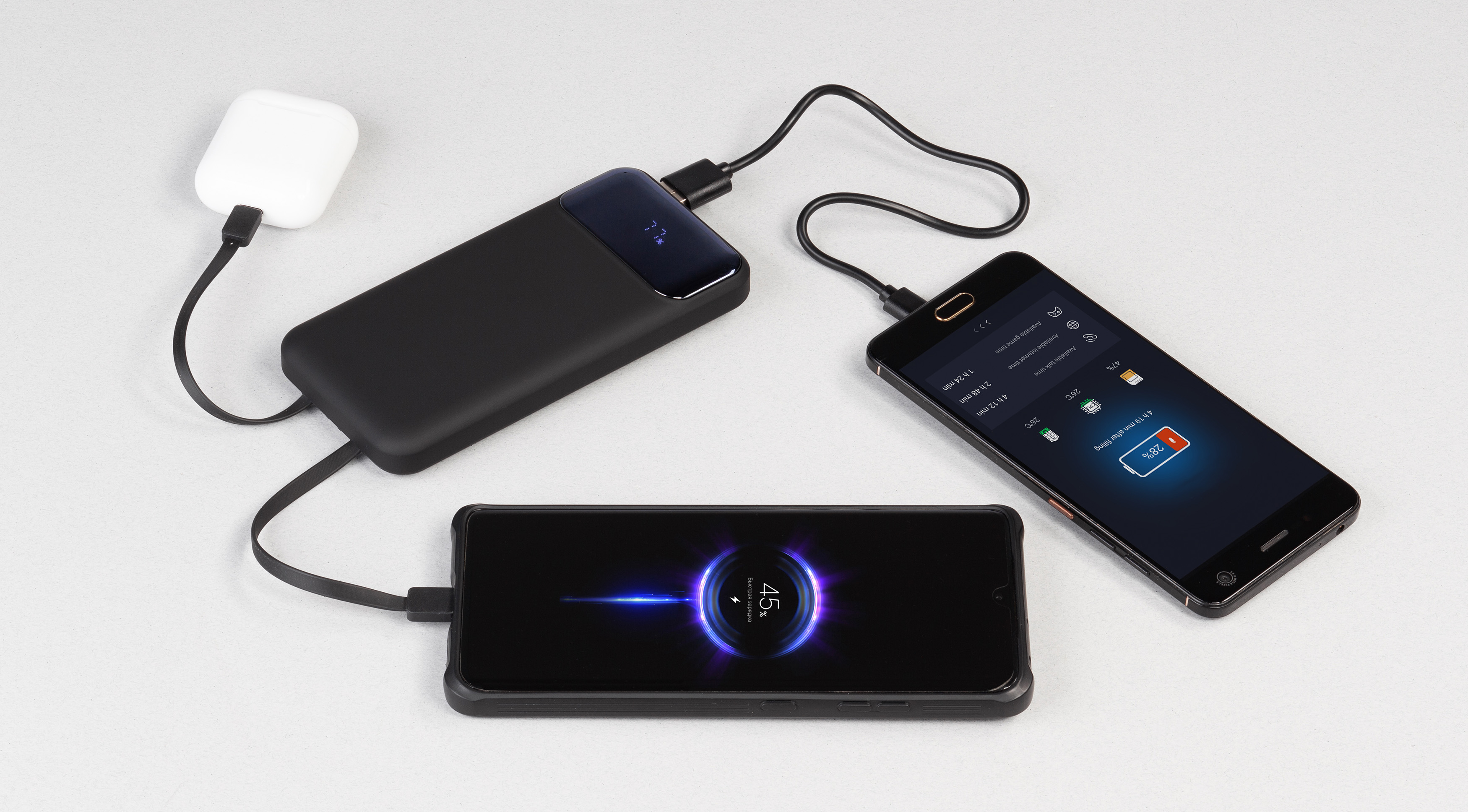Зарядное (22.5W) устройство "Grade SOFTTOUCH" 10000 mAh с подсветкой логотипа, встроенными кабелями и цифровым индикатором заряда-3