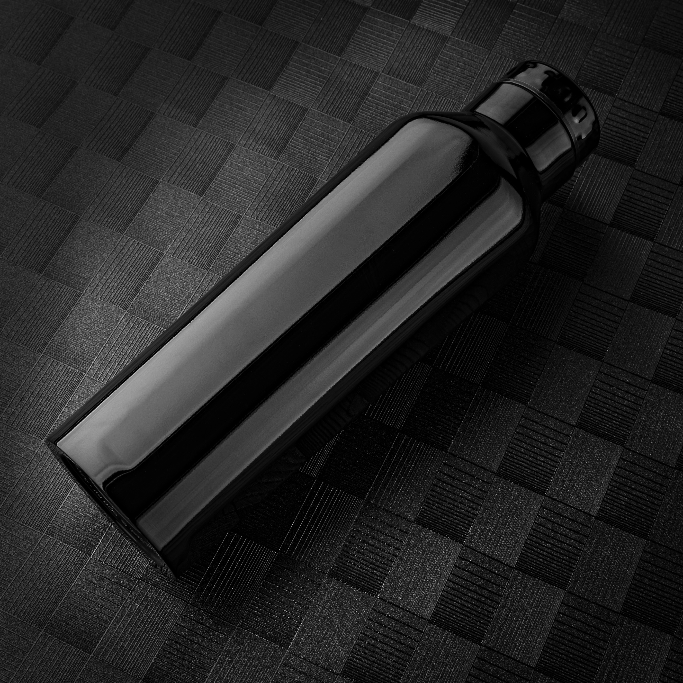 Термобутылка для напитков E-shape (черный)-4