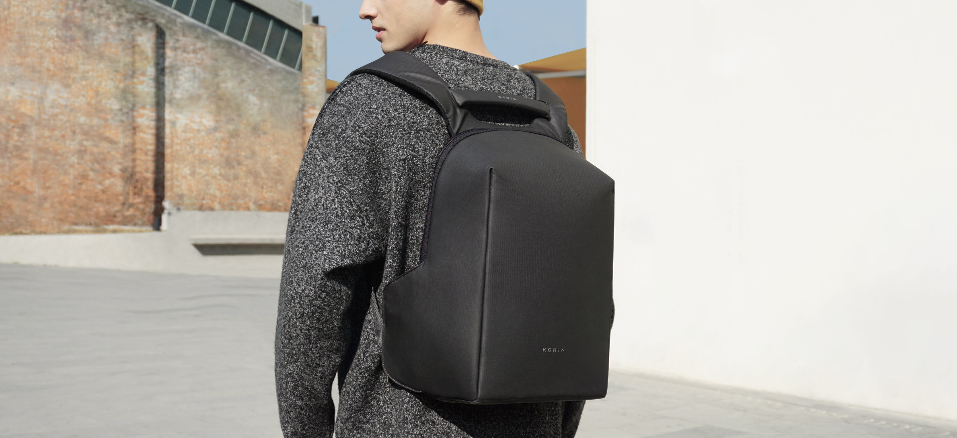 Рюкзак HiPack 43х33х16 см, черный-34