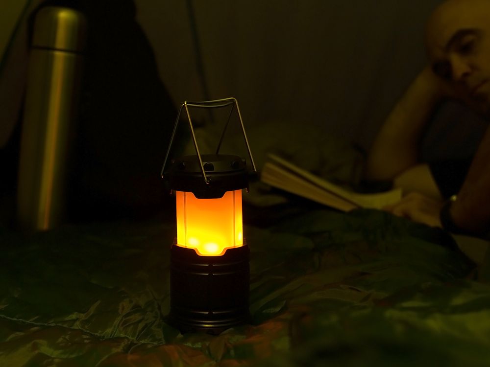 Кемпинговый фонарь с имитацией пламени Lindau Flame, черный-6