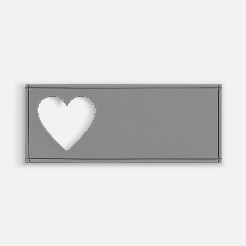 Лейбл из ПВХ с вырубкой «Сердце», серый-1