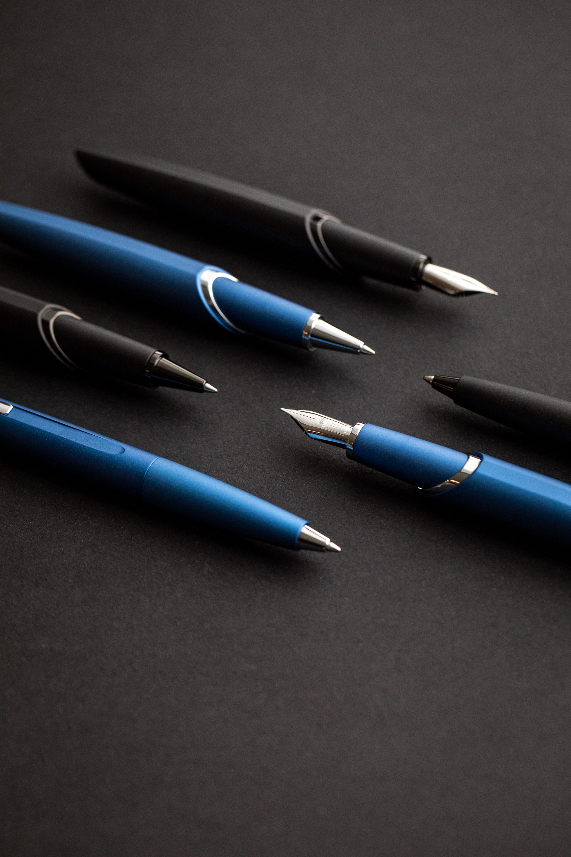 Роллер Pininfarina PF Two BLUE-13