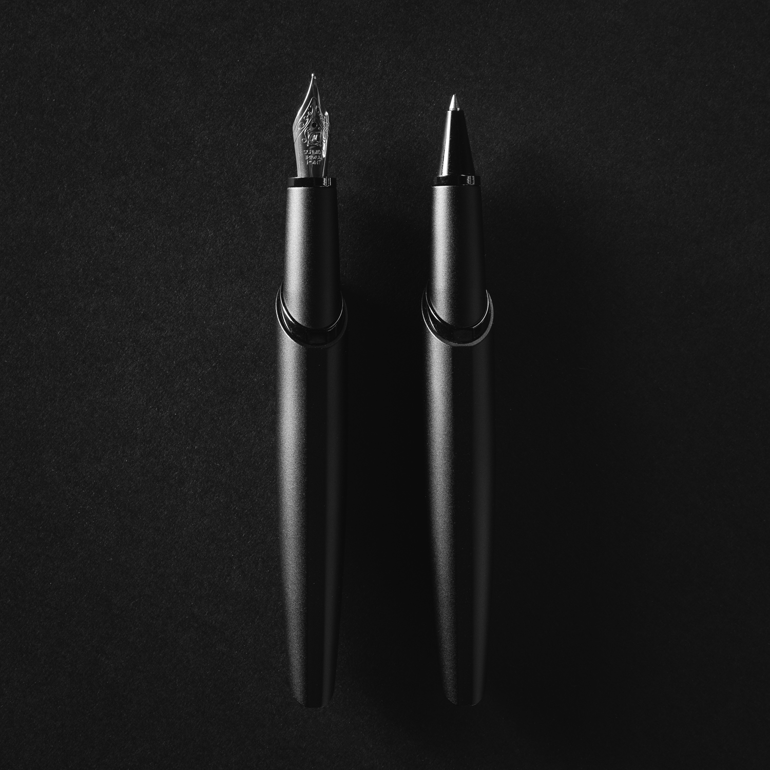 Перьевая ручка PININFARINA PF Two BLACK-10