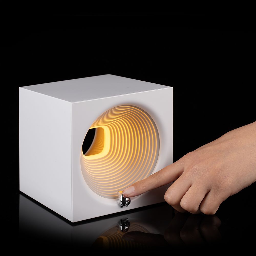 Bluetooth-колонка с подсветкой Volumetric, белая-7