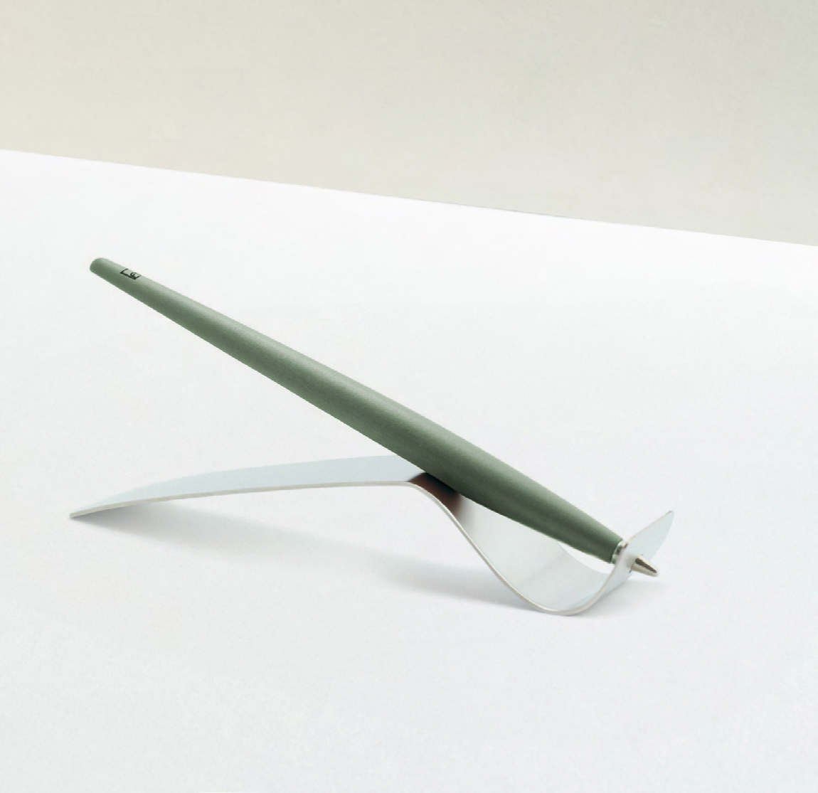 Вечная ручка Pininfarina Piuma A MODERN CLASSIC SAGE GREEN-0