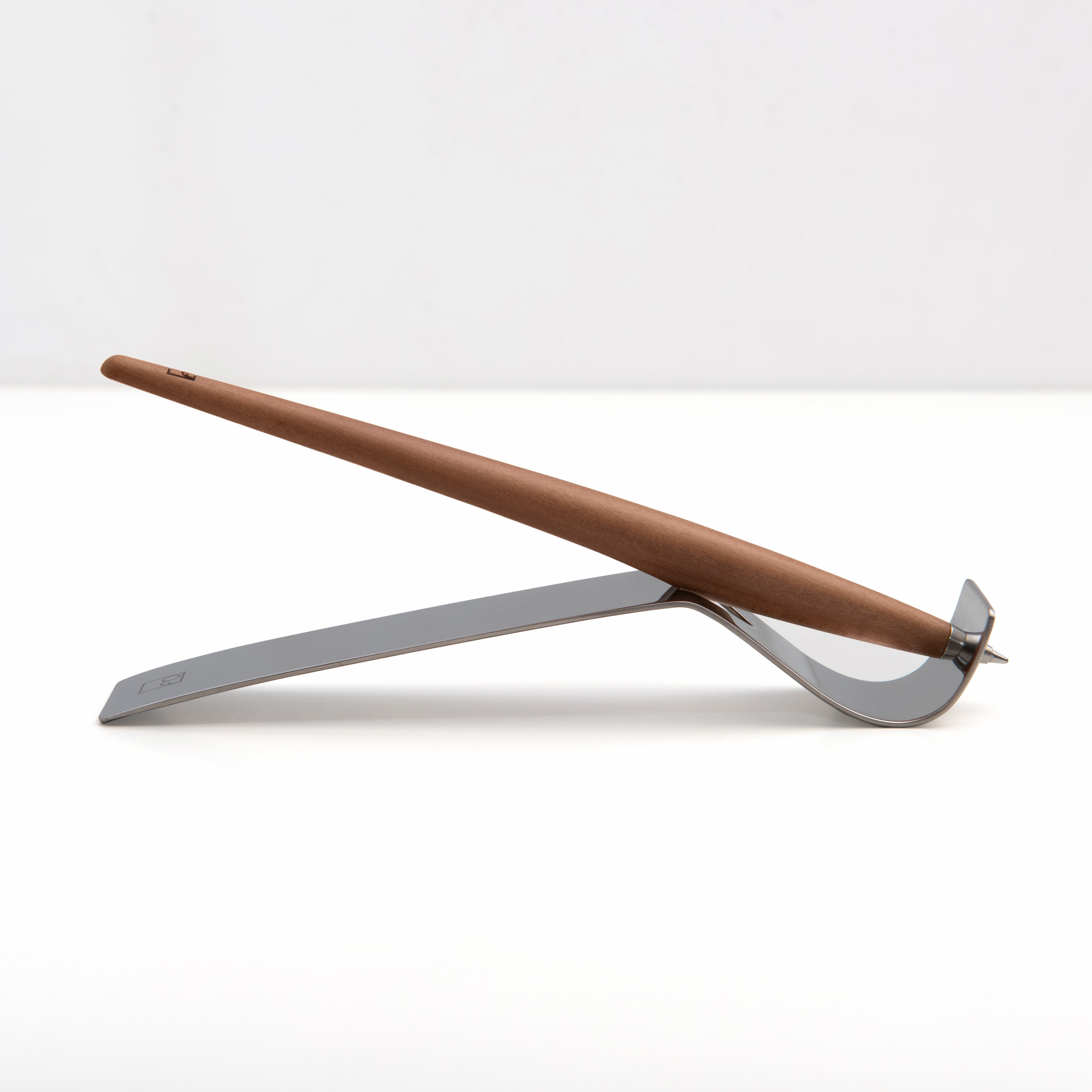 Шариковая ручка Pininfarina Piuma LEONARDO PEAR WOOD-0