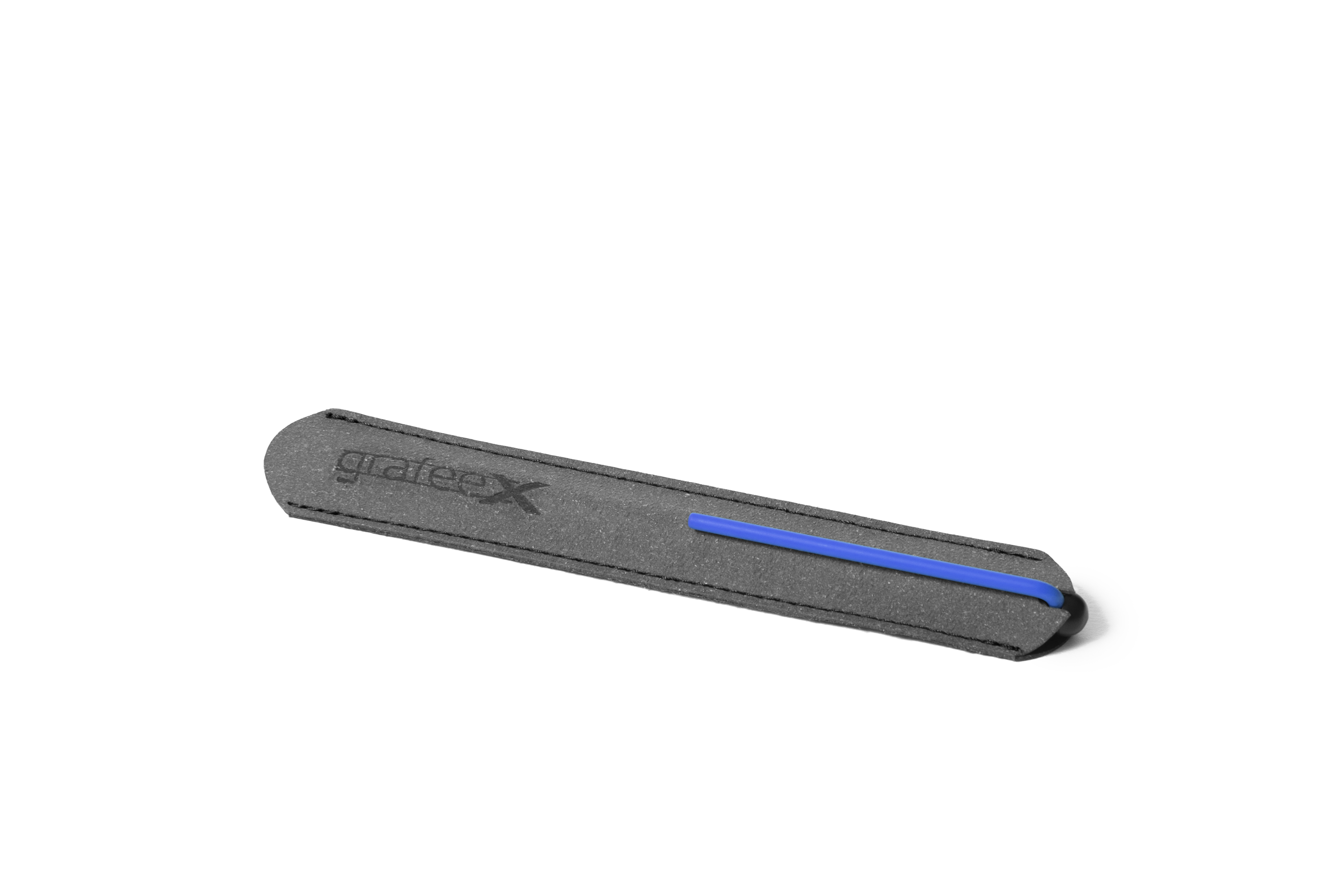 Шариковая ручка Pininfarina GrafeeX с синим клипом в чехле из переработанной кожи-2